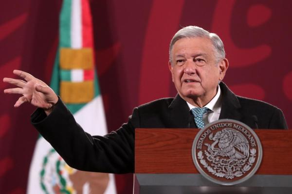 México no romperá relaciones con  Perú pese a expulsión de embajador