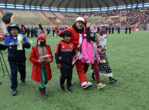 Hoy distribuirán juguetes  a niños en Villa Ingenio