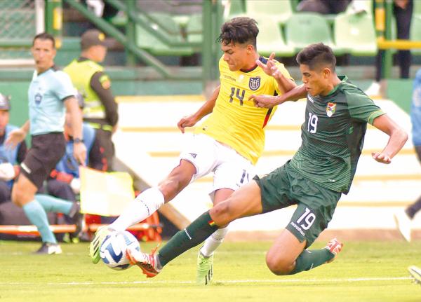 Bolivia vende cara su derrota ante Ecuador