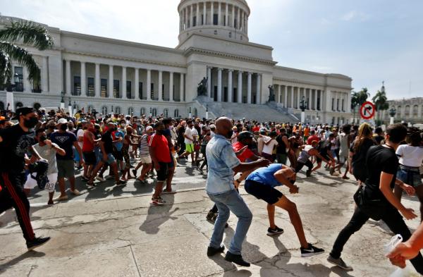 Dictadura cubana condena  a 18 manifestantes del 11J