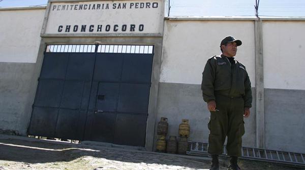 Policías buscan trabajar en  cárceles por “tener ventajas”