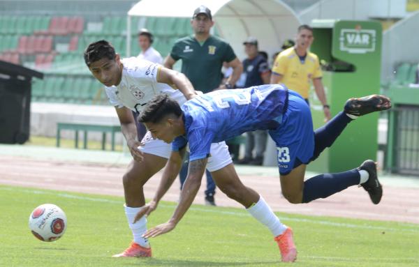 Real Santa Cruz saca adelante un triunfo sobre Palmaflor