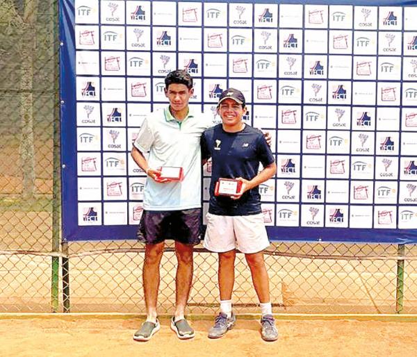 Lora se consagra campeón  de tenis en Cali