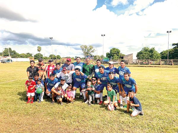 Barrio  Urkupiña’ reunió a destacados exjugadores en torneo de Fútbol-7