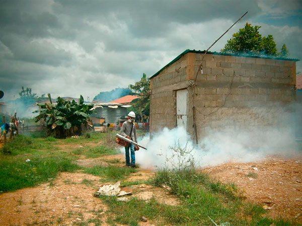 Emiten alerta roja epidemiológica por incremento de casos de dengue