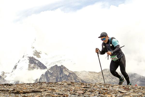 Paceños Loza y Vila triunfan en el Skysnow