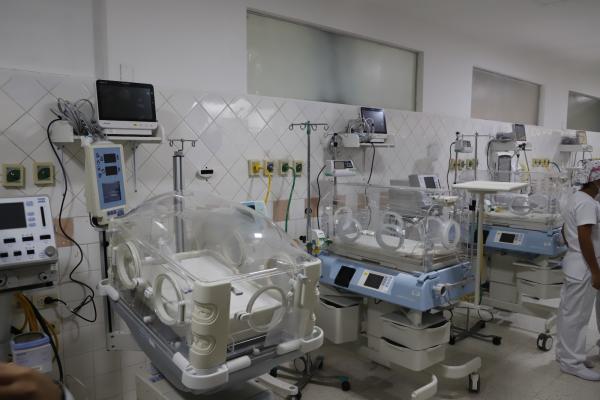 Habilitan sala de terapia intensiva  neonatal para la Maternidad