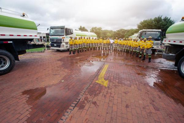 Envían brigadas de bomberos forestales a  provincias con mayor incidencia de incendios