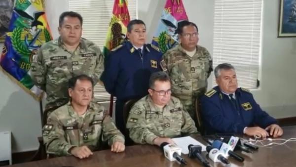 Reducen detención a exjefes  militares y dos exministros