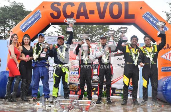 Mendoza gana la Proto en el campeonato nacional de automovilismo en Oruro