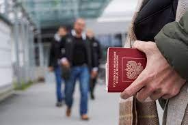 Confiscan en Rusia pasaportes de  funcionarios estatales y ejecutivos