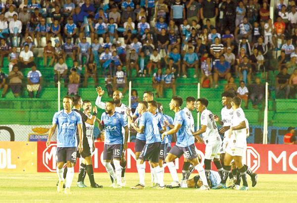 Blooming cae ante el Santos en el Tahuichi