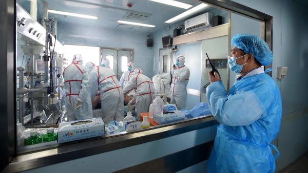 OMS registra primera muerte  por gripe aviar H3N8 en China