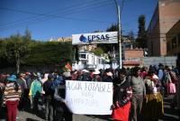 Comunarios protestan por falta de agua y Epsas convoca a reunión