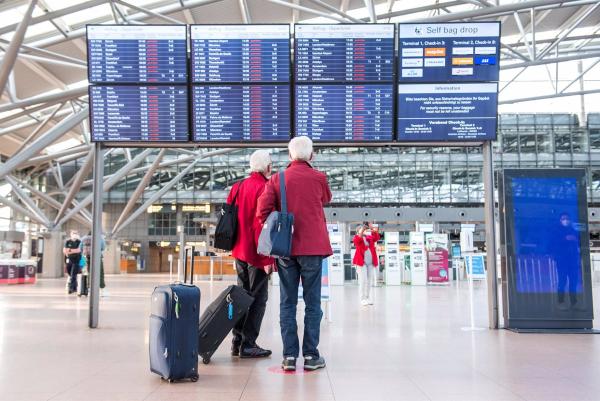 Más de 45.000 pasajeros afectados  por huelga en tres aeropuertos