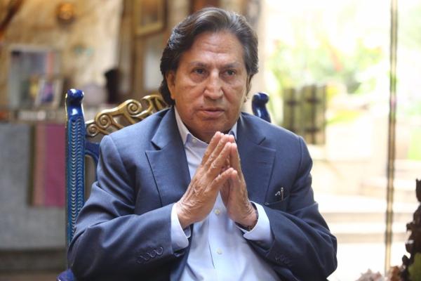 Alejandro Toledo está detenido  y será extraditado hoy al Perú