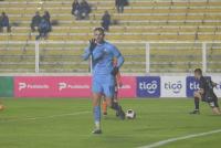 Bolívar se levanta con goleada y triplete de Poveda