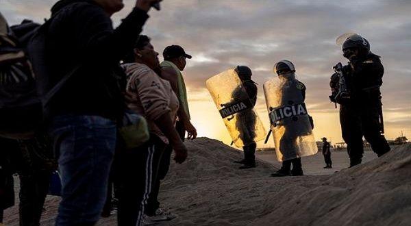 Perú anuncia expulsión de migrantes  indocumentados ante ola de violencia