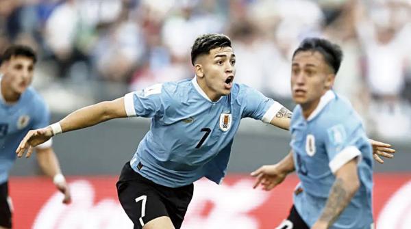 Uruguay derrota a Israel y es el primer finalista