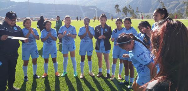 Bolívar, con una joven camada en la AFLP