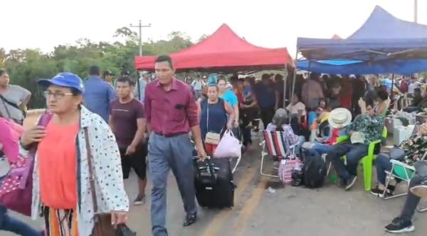 Bloqueo en Riberalta persiste y ratifican estado de emergencia