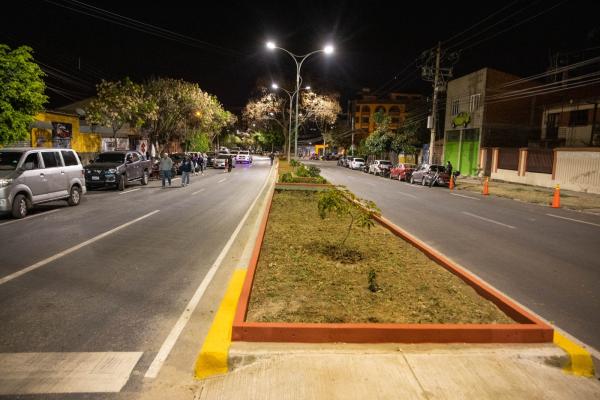 Mejoran tramo de la avenida Simón López