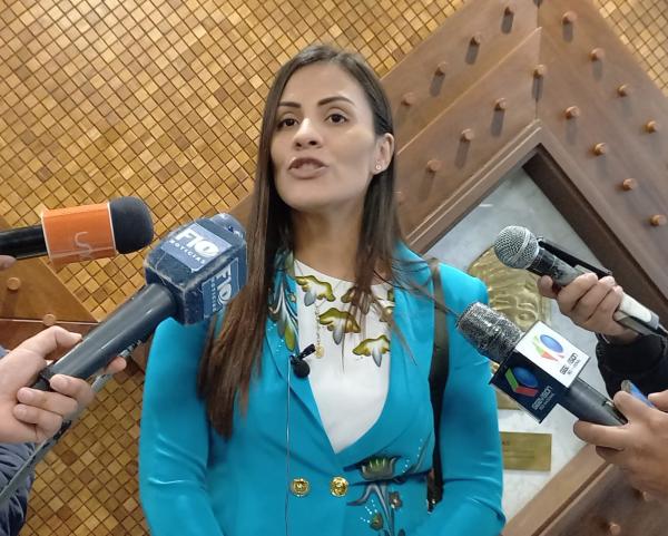 Diputada compromete trabajo para  garantizar labor de Guardaparques