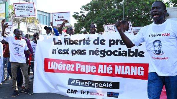 RSF pide liberación de periodista  crítico con el Gobierno de Senegal