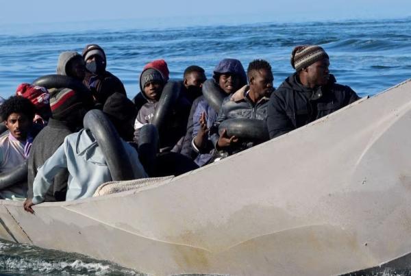 41 migrantes mueren en naufragio  frente a la isla de Lampedusa