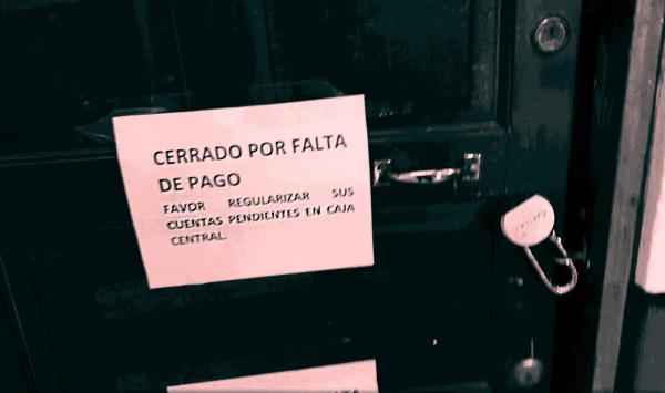 Encapuchados cierran estudio de Radio FMBolivia en La Paz