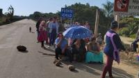 Instalan bloqueo indefinido en  carretera Cochabamba-Santa Cruz