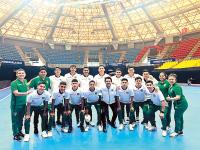 En Futsal debutamos con Brasil