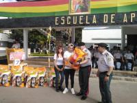 Entregan alimento para albergues de canes en Cochabamba