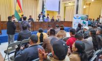 Cocaleros de Yungas piden reducir  cupo de coca legal del Chapare