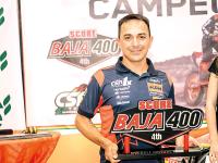 ‘Chavo’ Salvatierra gana la Baja 400  y apunta al título mundial