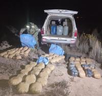 Logran secuestrar 74 kilos  de droga de un vehículo