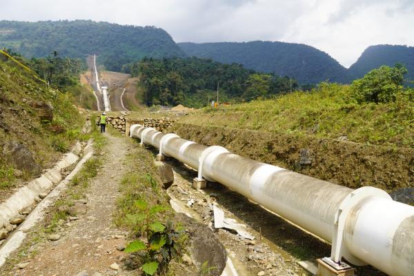 Culminan montaje de tubería en Central Hidroeléctrica Juntas del proyecto Ivirizu