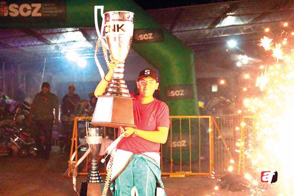 Los Limachi alcanzan la cima del karting nacional