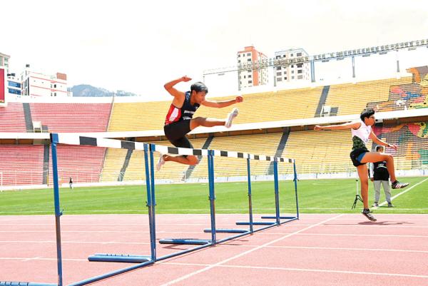 Atletismo: Ciclón triunfa en la primera jornada interclubes