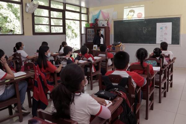 Calidad educativa en Bolivia rezagada por temas políticos