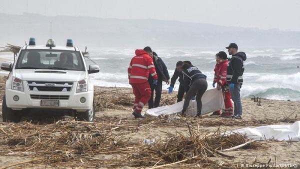 Mueren más de 60 migrantes  por naufragio de embarcación