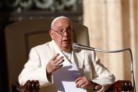 Papa Francisco recibe a familiares de  rehenes israelíes y presos palestinos