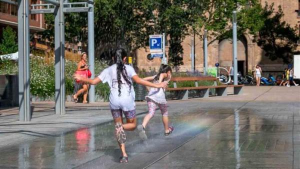 Casi toda España continúa hoy con temperaturas superiores a 40 grados