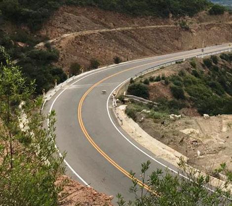 Cerrarán tramo vial Sucre-Poroma de Chuquisaca este miércoles para obras