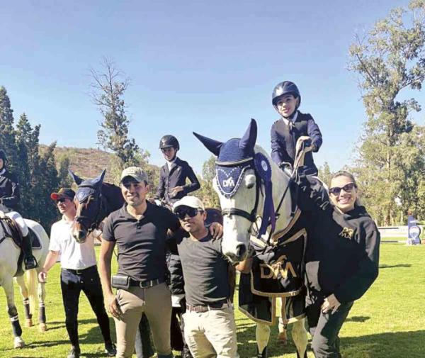 Binomios cruceños dominan en la Copa FEI