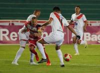 Empate inexplicable entre Independiente y Nacional Potosí: 3-3