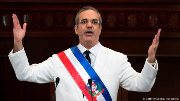 Presidente Abinader asume segundo mandato en República Dominicana