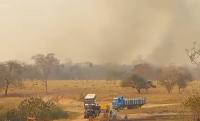 Incendio se aproxima a área urbanizada de Santa Ana de Velasco en Santa Cruz