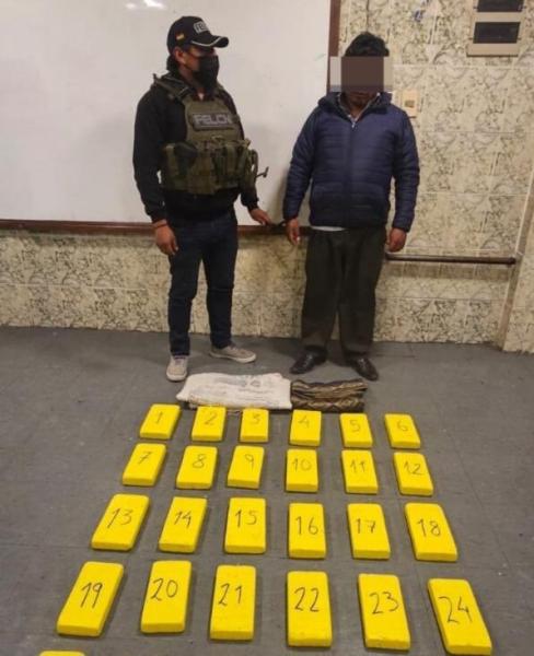 Peruano  aprehendido con  30 kg de cocaína