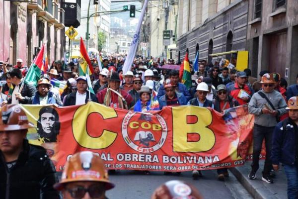 Marcha de la COB fue otro “show armado” por Gobierno